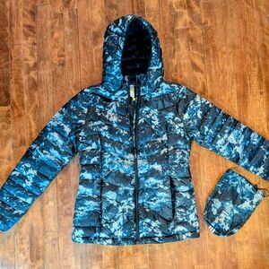 Lole Blue and Black Puffer Jacket